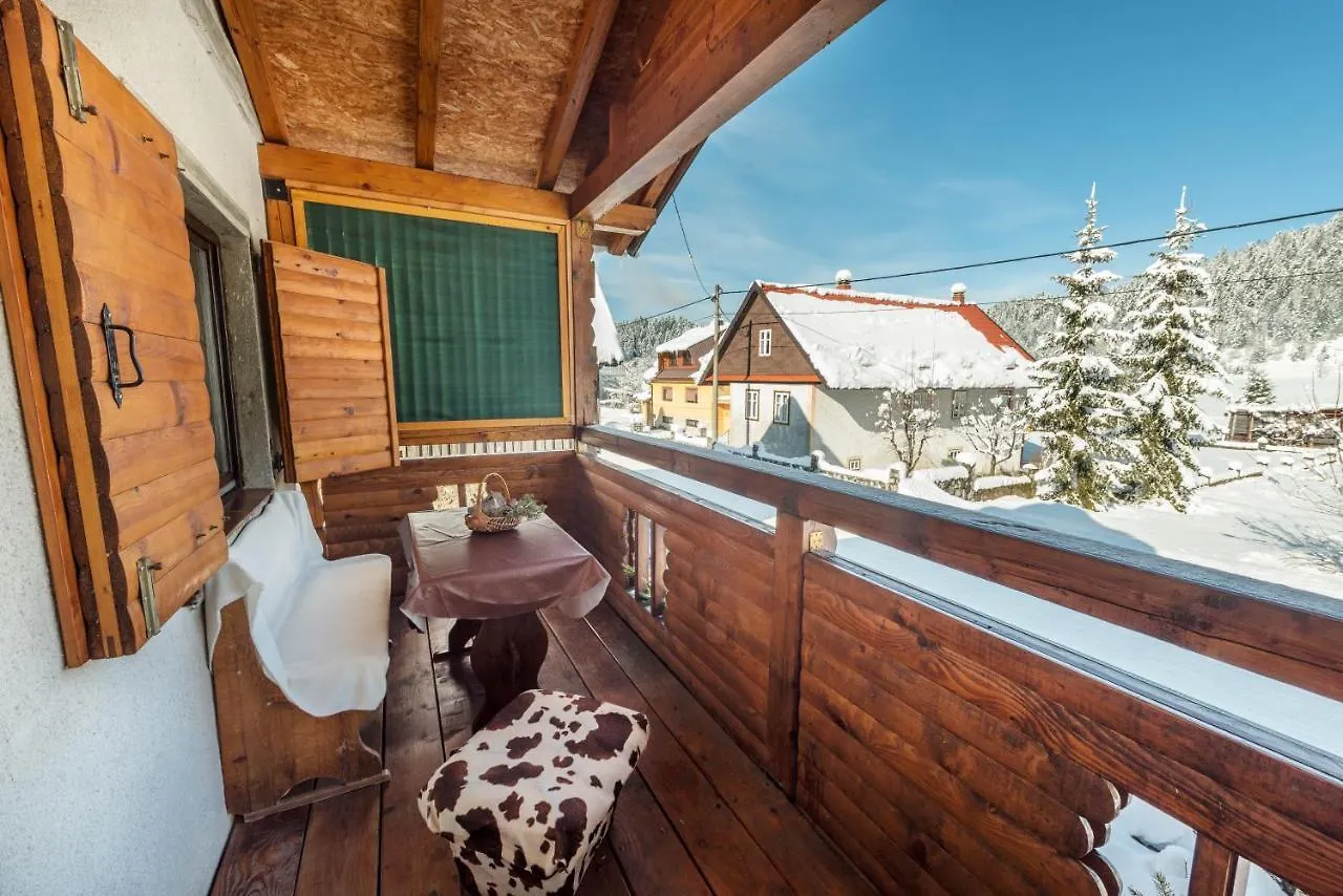 Vila Carmen Kuca Za Odmor Sa Wellnessom,Sunger Mrkopalj